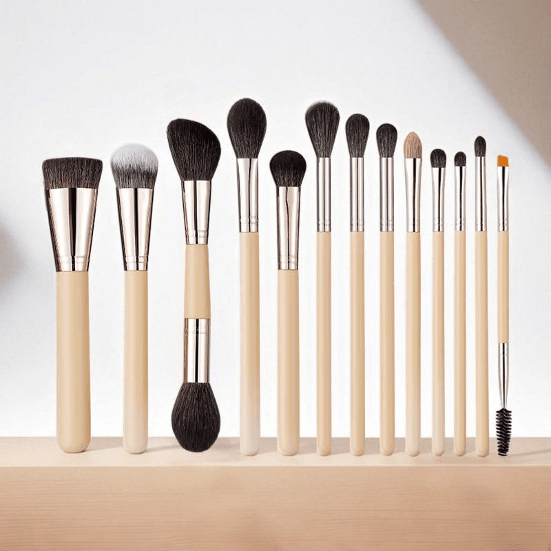 Beige Wooden Handle3.png
